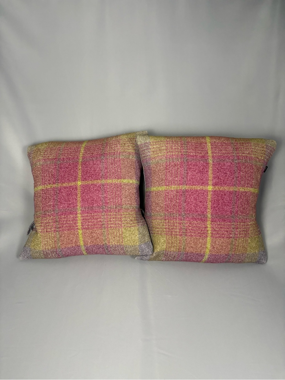 ANTA Scotland Lambswool Plaid Throw Pillow Pair Duck Feather 18x18